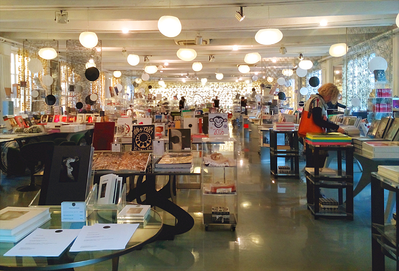 10 corsocomo bookstore